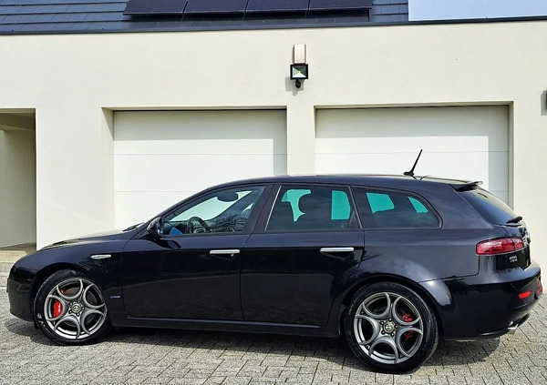 Alfa Romeo 159 cena 34900 przebieg: 106700, rok produkcji 2009 z Tarnów małe 562